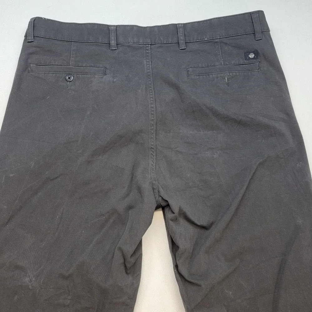Dockers Chino Pants Mens 38x29 Charcoal Gray Straight Smart 360 Flex Stretch - Picture 4 of 13